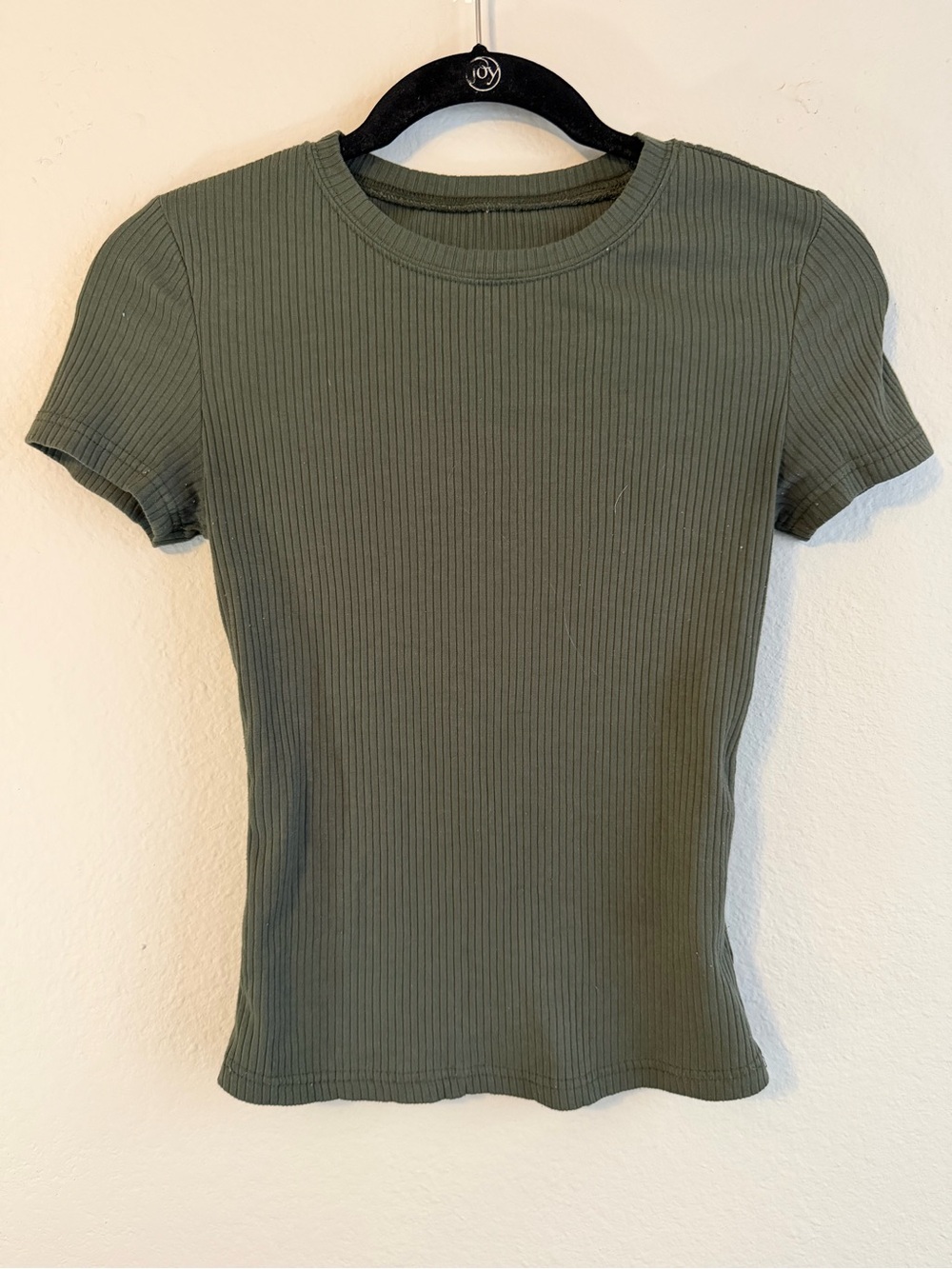 DAZY Olive Green Ribbed Fitted Baby Tee Size Small